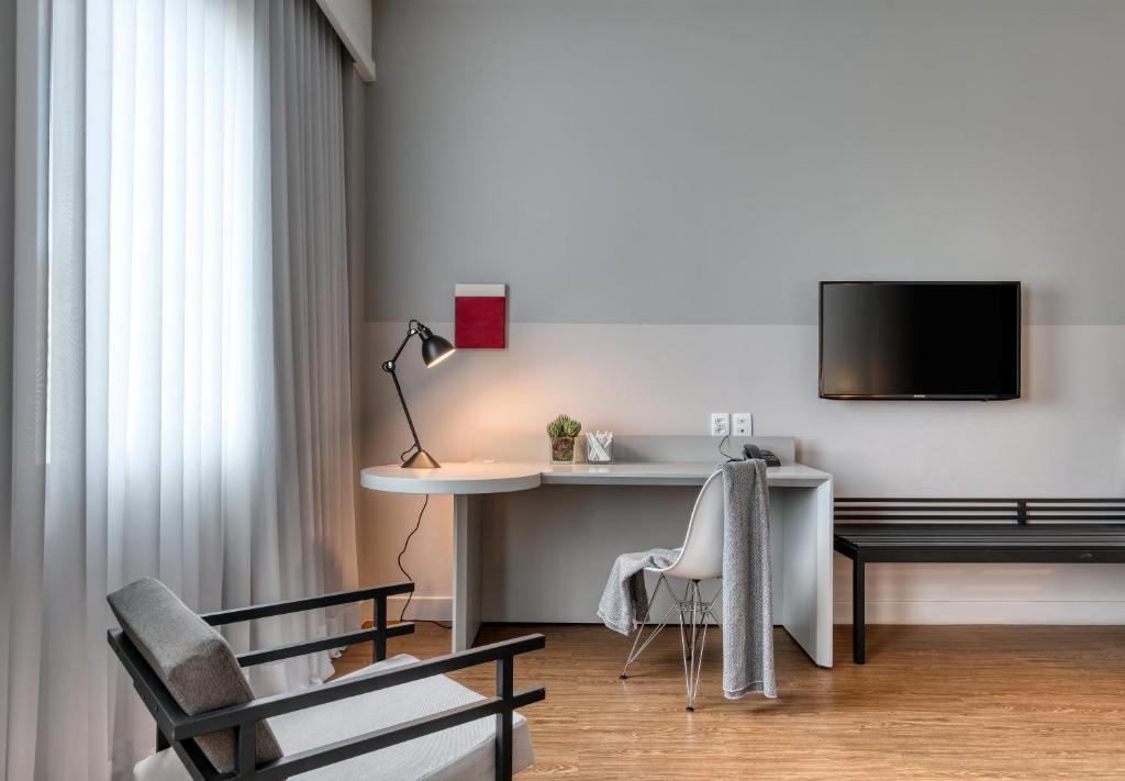 Hotel Caesar Business Belvedere 4*