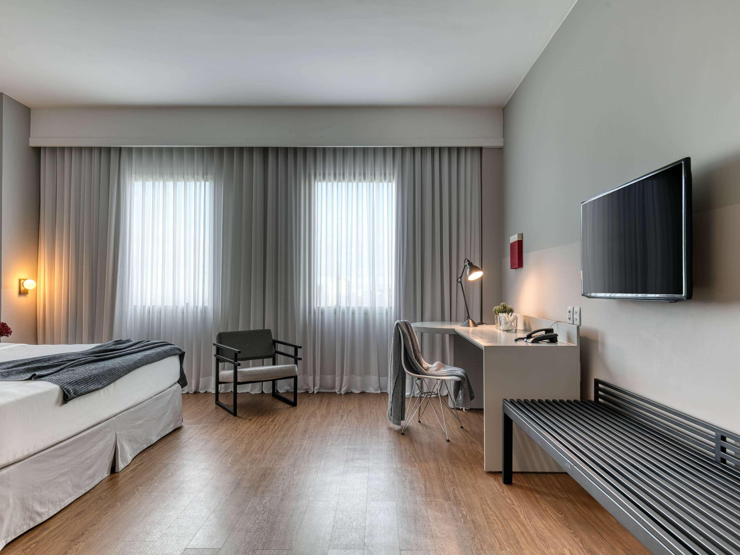 Caesar Business Belvedere Hotel 4*